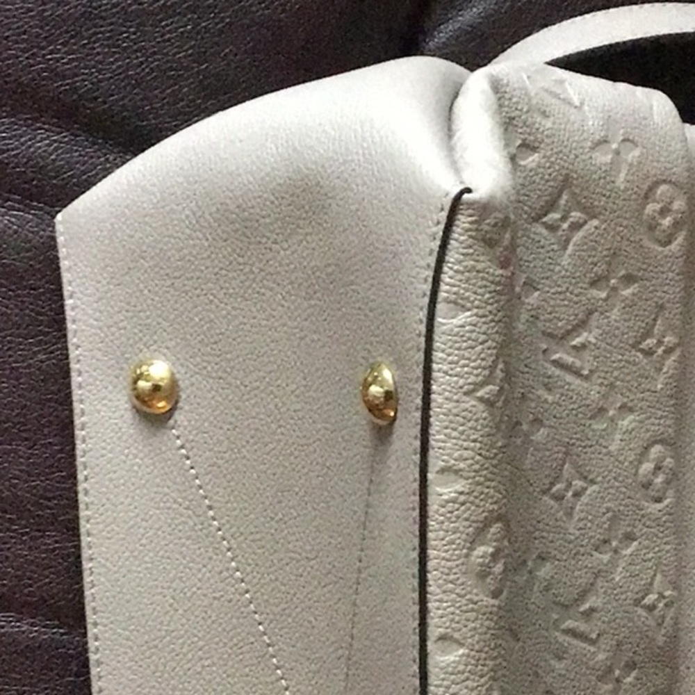 - LOUIS VUITTON MAIDA HOBO IN TOURTERELLE GRAY - Picture 14 of 16